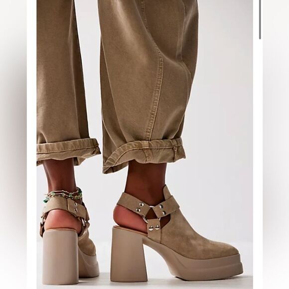 Free People Hybrid Harness Boots in Diamond Suede Colorway NEW in Box - Picture 2 of 13